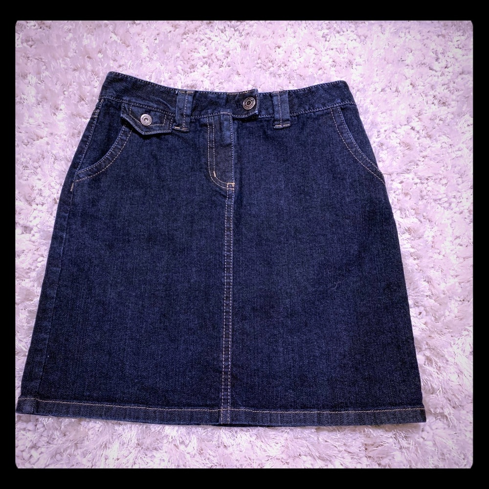 ✨Like 🆕 Ladies Ann Taylor Denim Skirt✨